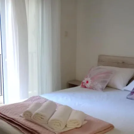 Apartment Ela Chania *